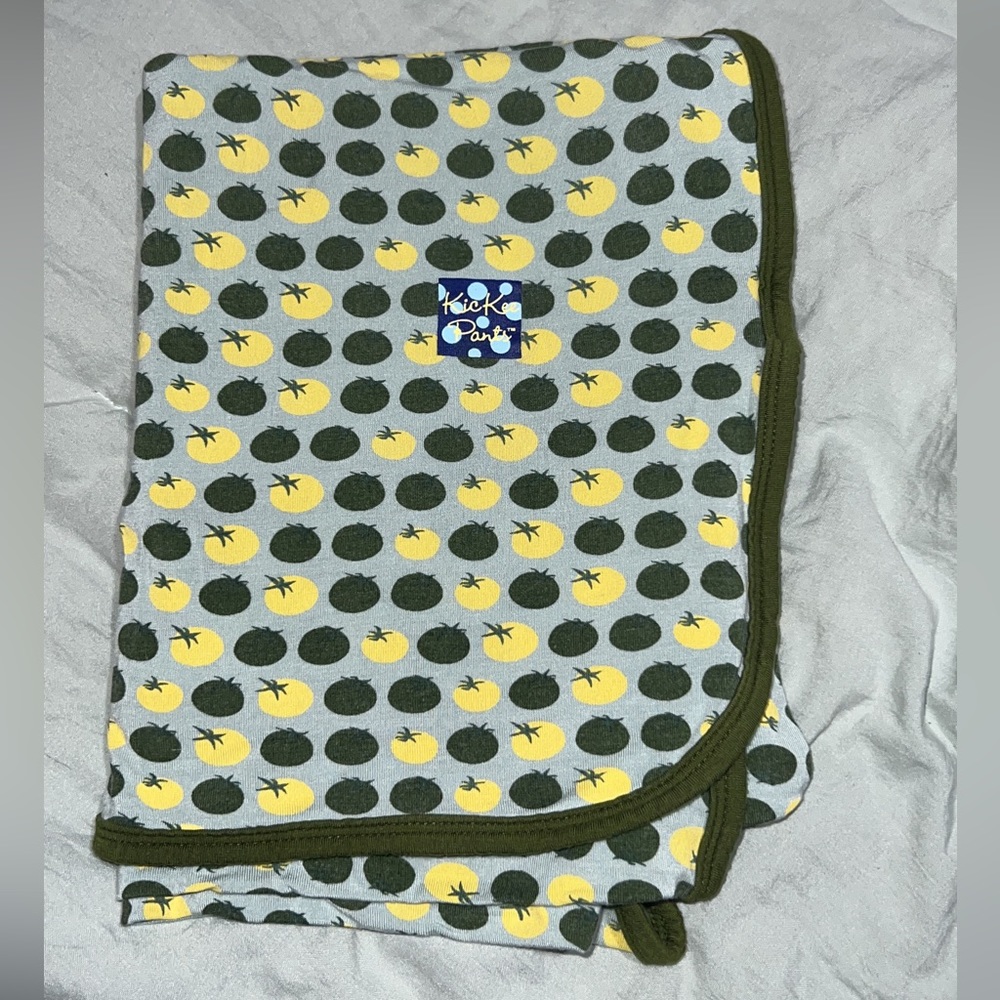 Kickee swaddle